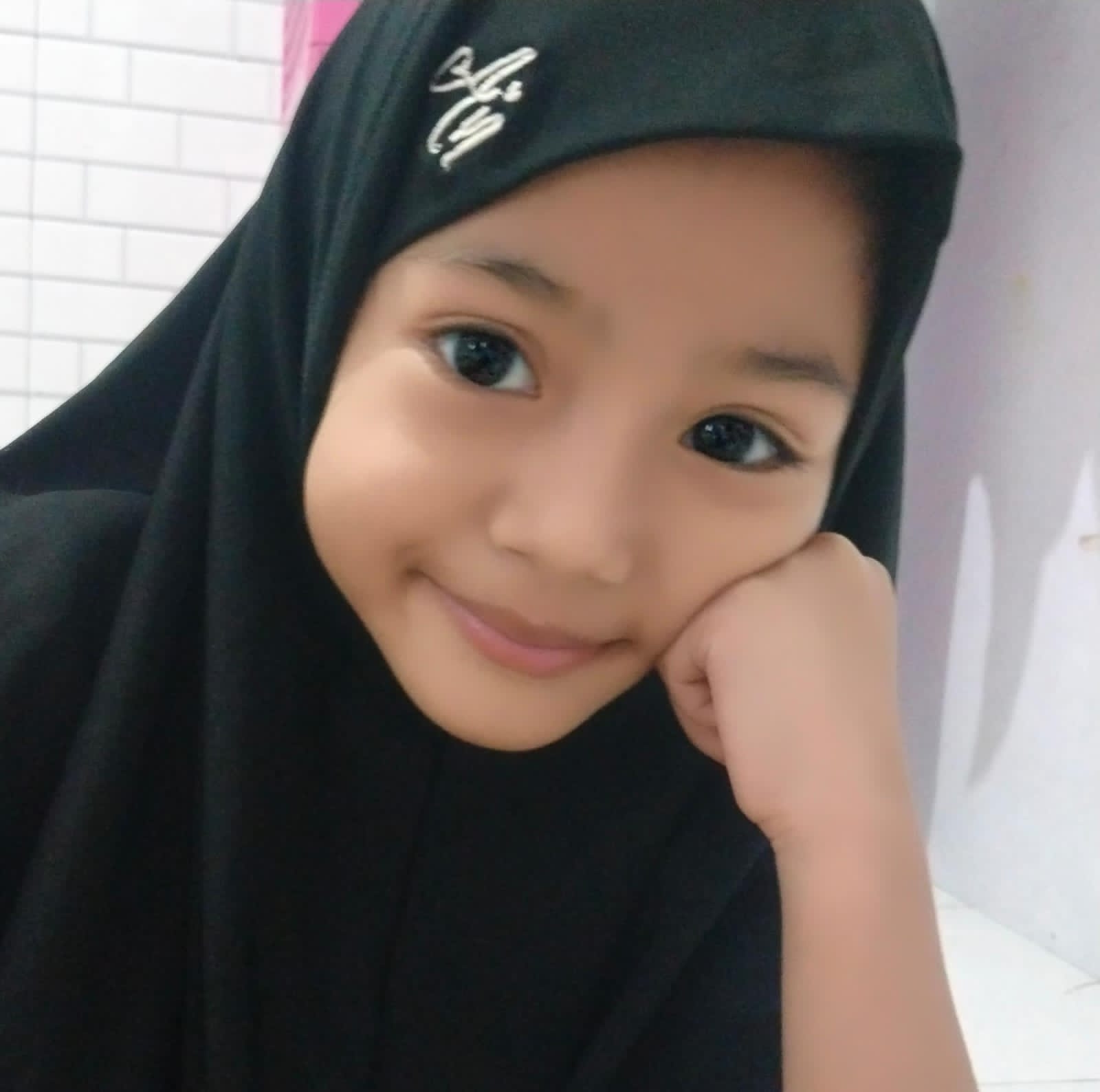 Yuzana Qisthiyah